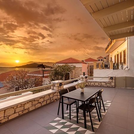 Chalki Sunrise Suites Kültér fotó