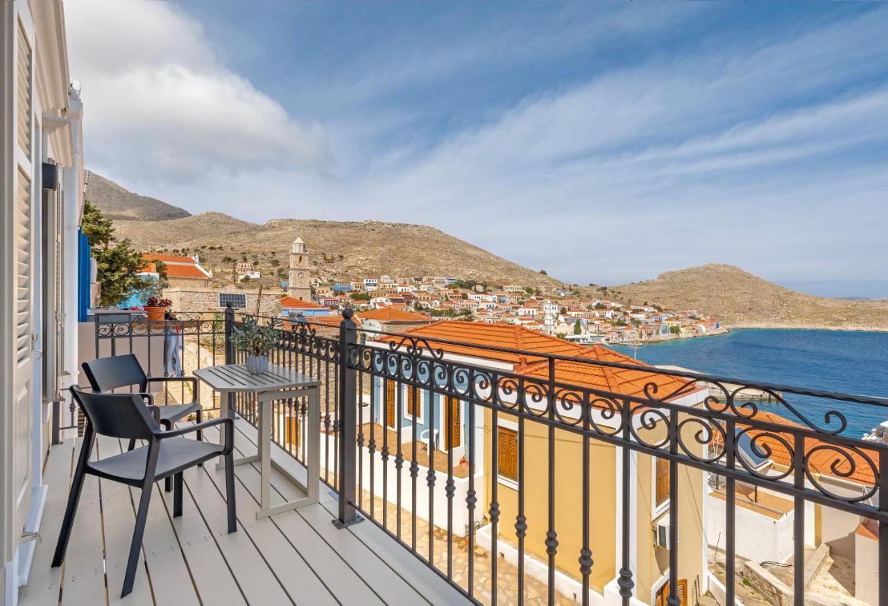 Chalki Sunrise Suites Kültér fotó